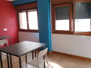 Büro zur Miete in Gijón  mit Heizung