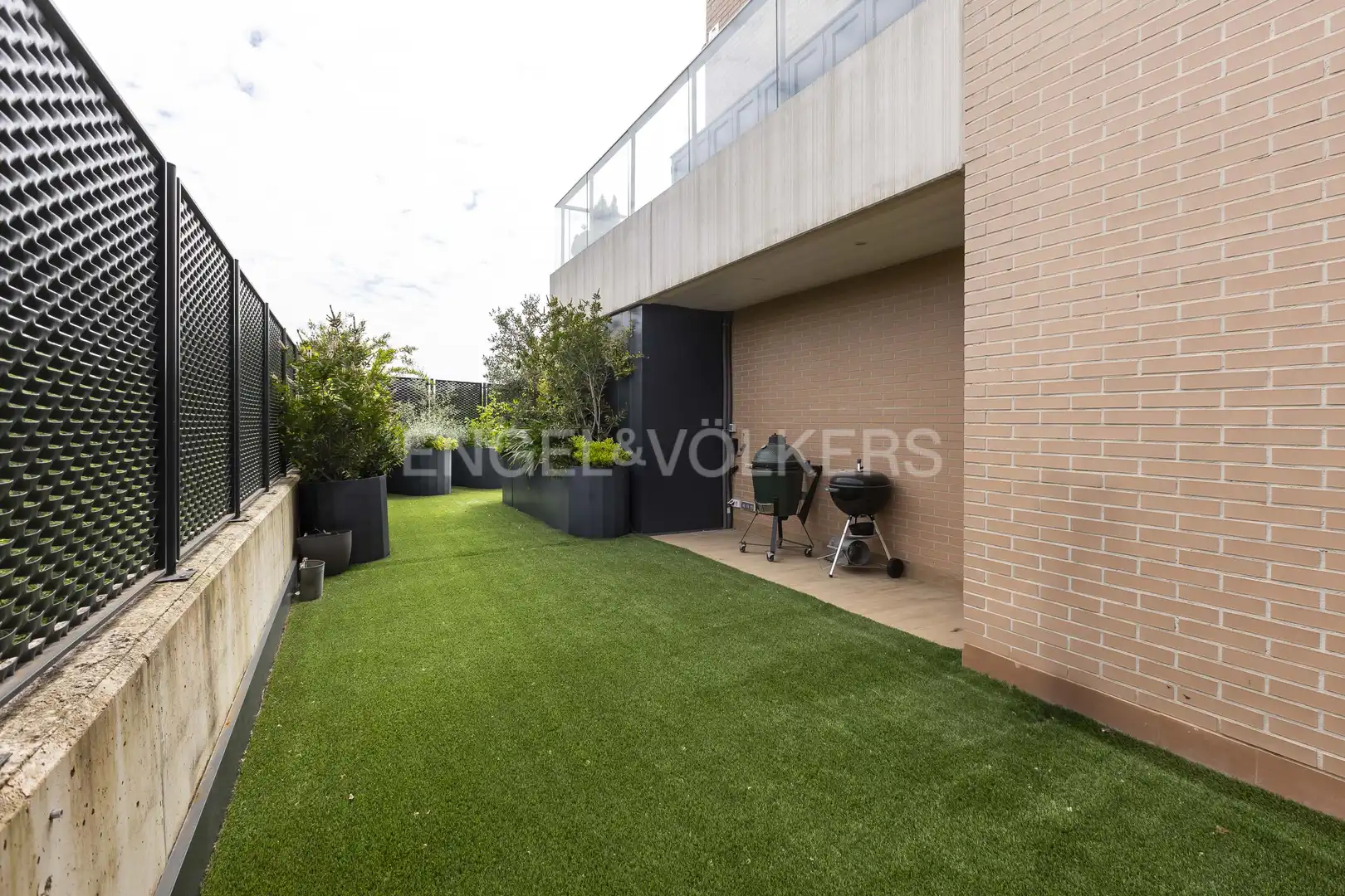 Terrace of Flat for rent in La Moraleja  with Air Conditioner, Heating and Private garden