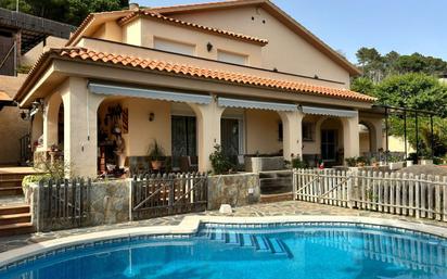 Swimming pool of House or chalet for sale in Cabrils  with Terrace