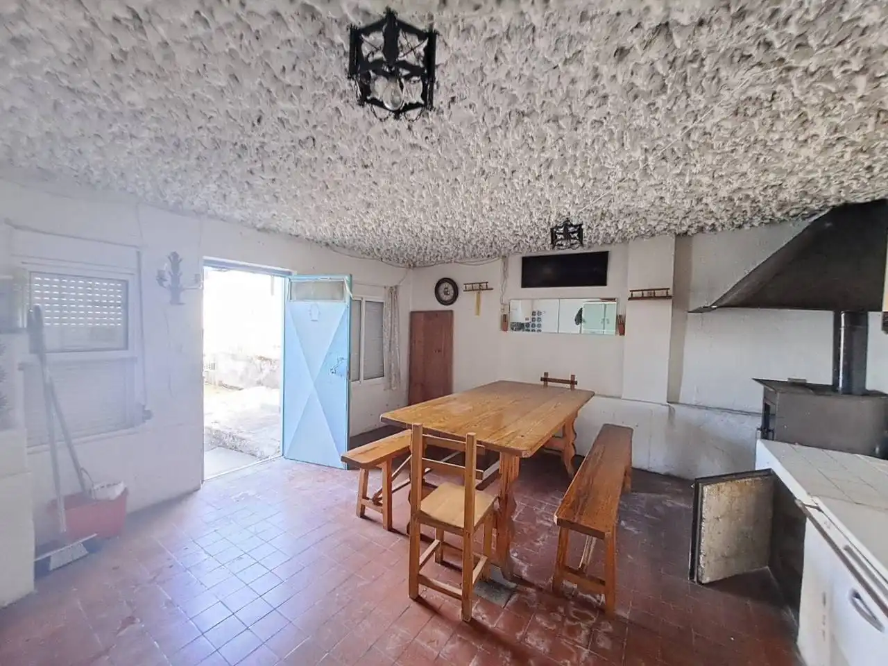 Cuina de Pis en venda en Burgos amb Calefacció, Jardí privat i Parquet