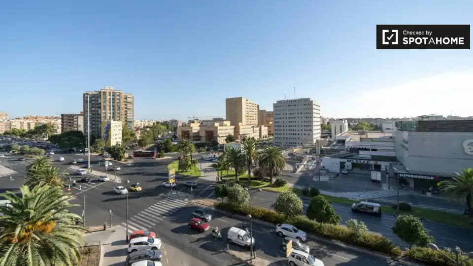 Vista exterior de Pis de lloguer en Valencia amb Aire condicionat, Calefacció i Moblat
