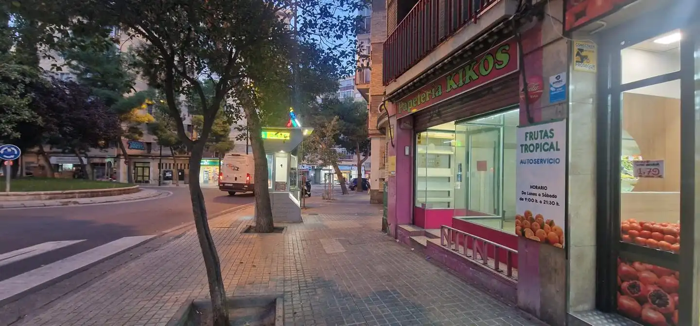 Geschaftsraum zur Miete in De La Cuarta Avenida, La Paz