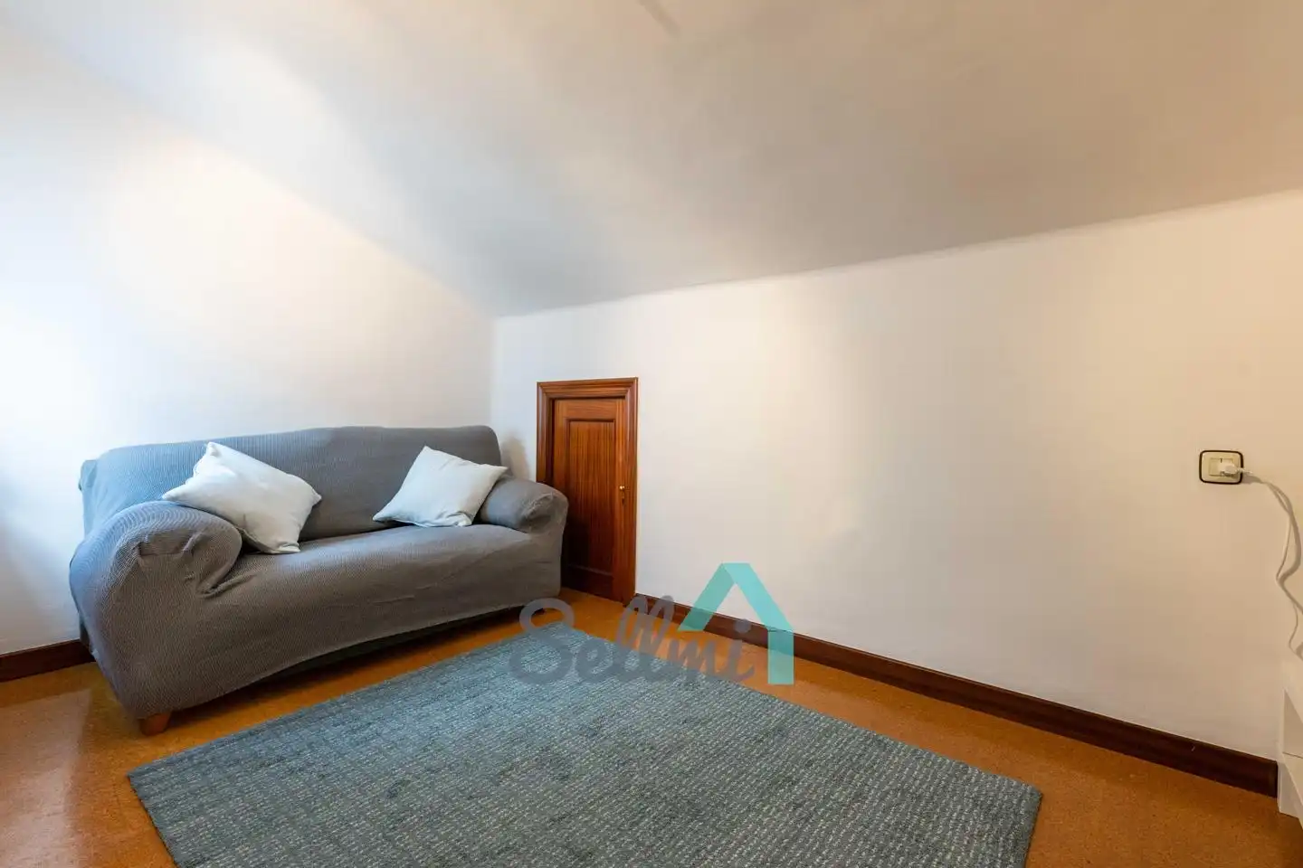 Flat for rent in De Gloria Fuertes, Masip
