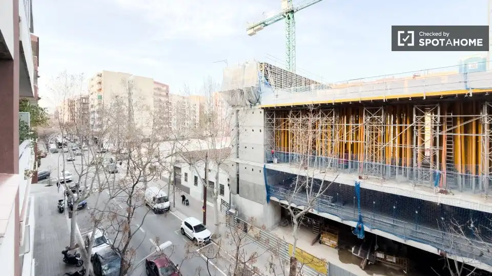 Exterior view of Flat for share in Sant Andreu