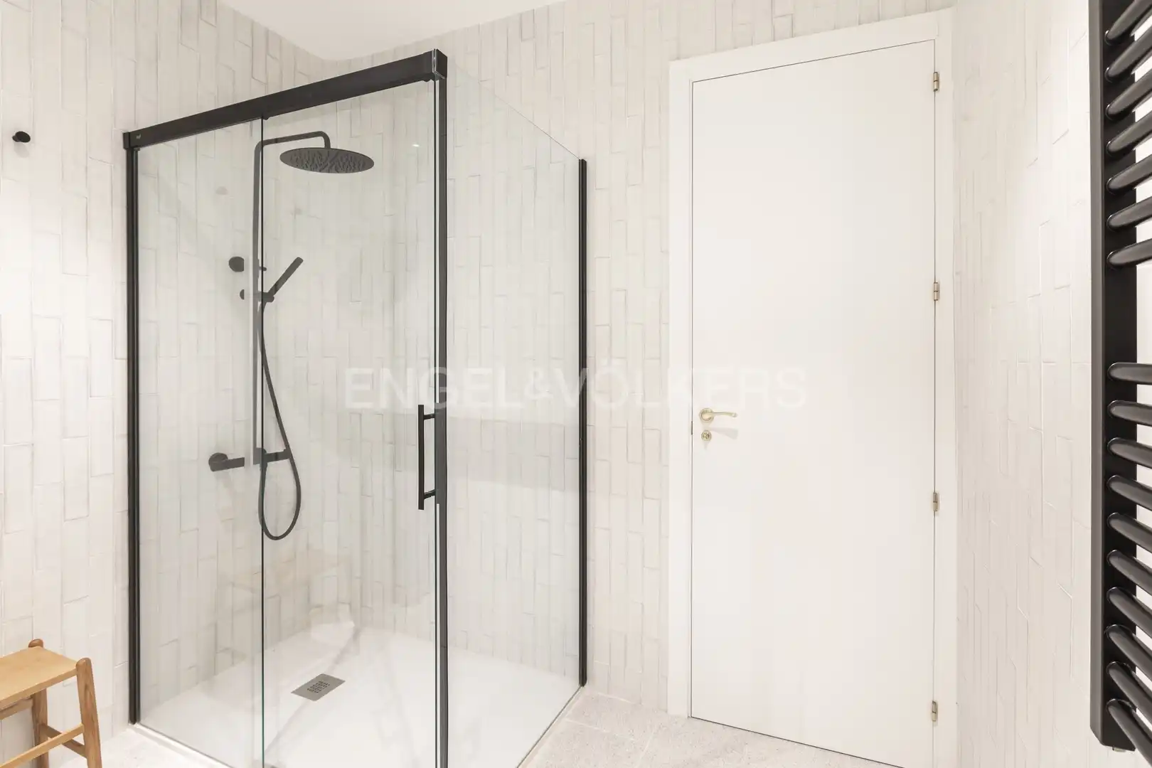 Badezimmer von Wohnung zum Verkauf in Madrid mit Klimaanlage, Heizung und Möbliert