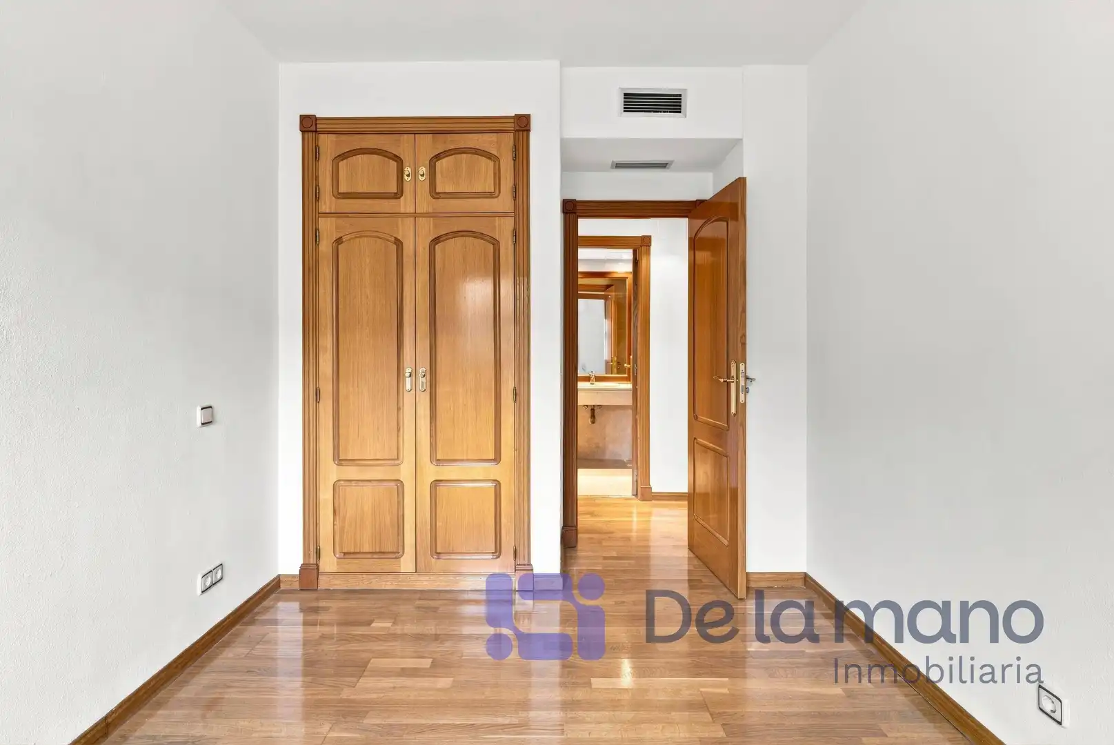 Flat for rent in Avenida TALGO, 89, Aravaca