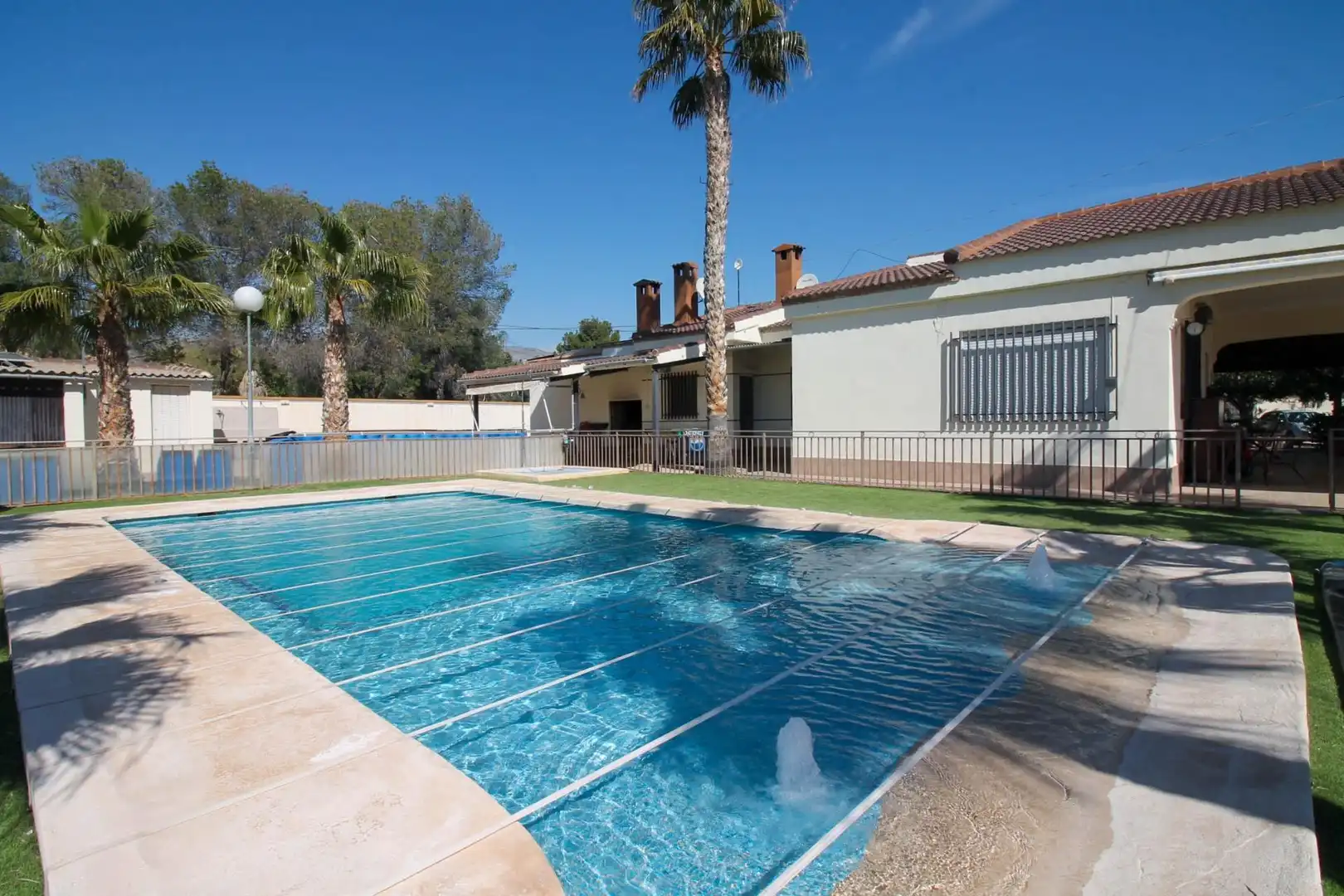 Villa mit Pool zum Verkauf in Crevillent, imagen 2