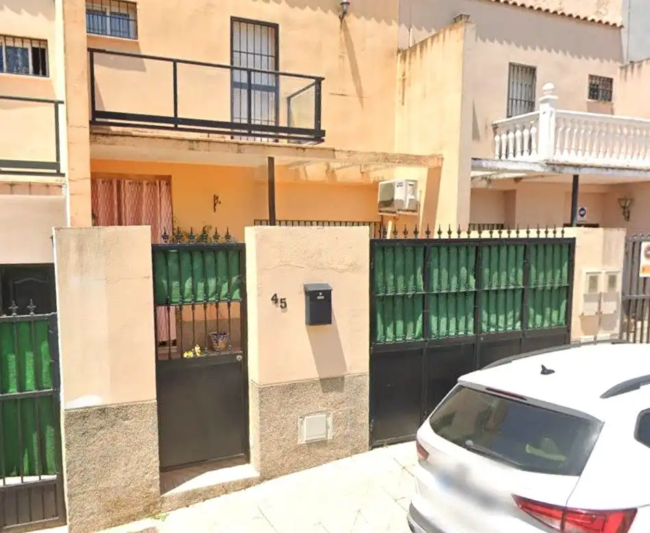 Maison à vendre à Calle Serrezuela