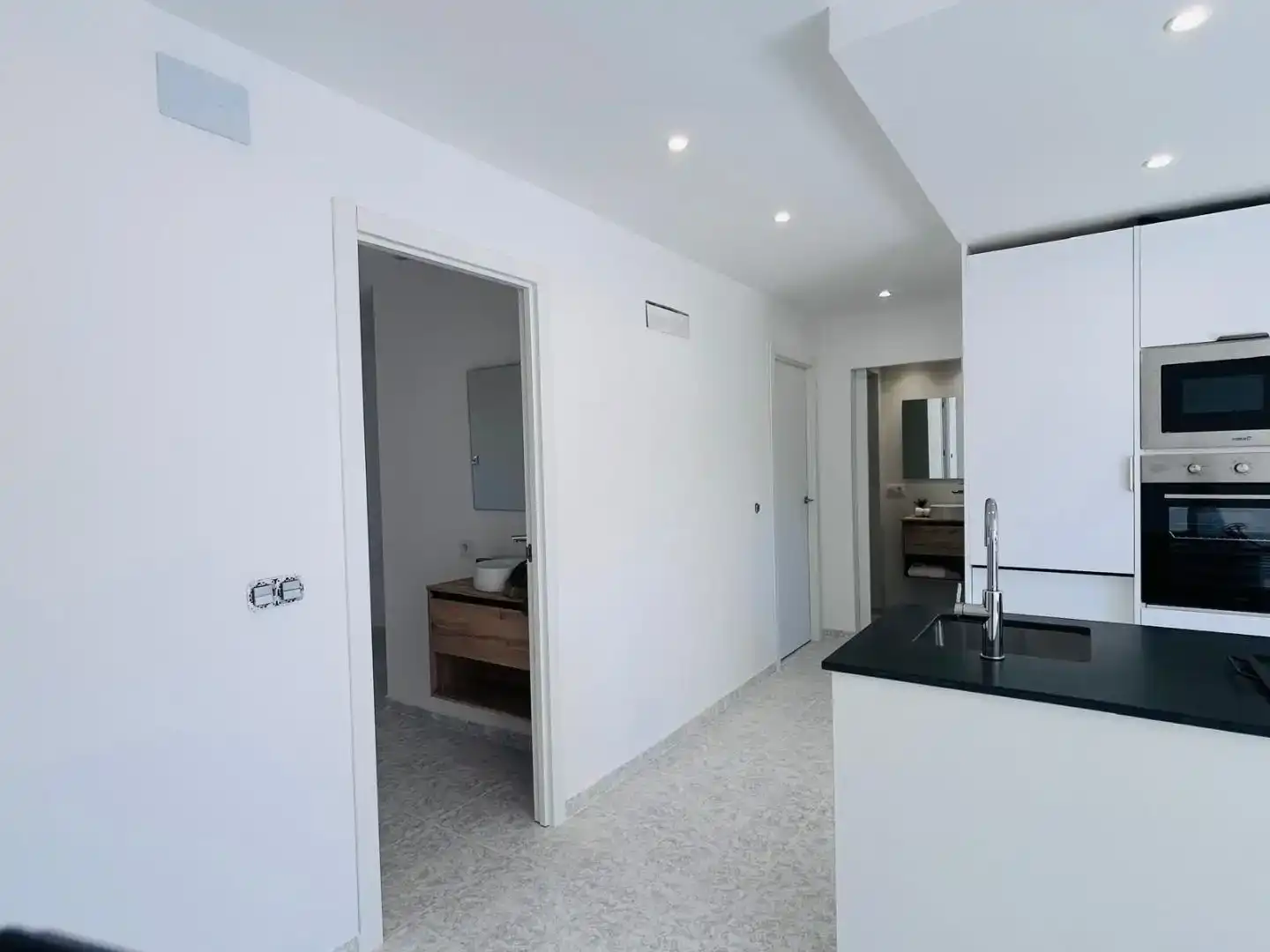 Flat for rent in Vilamacolum  with Air Conditioner, Swimming Pool and Balcony
