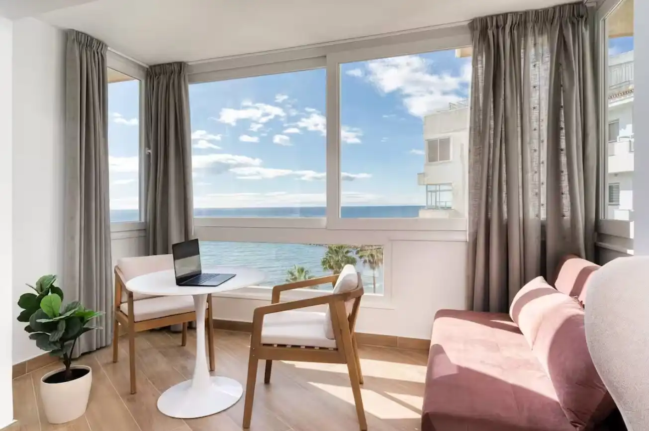 Apartments for rent in Avenida Severo Ochoa, 16, Playa Bajadilla - Puertos