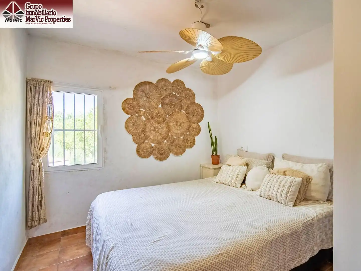Dormitori de Apartament en venda en Callosa d'en Sarrià amb Aire condicionat, Jardí privat i Moblat