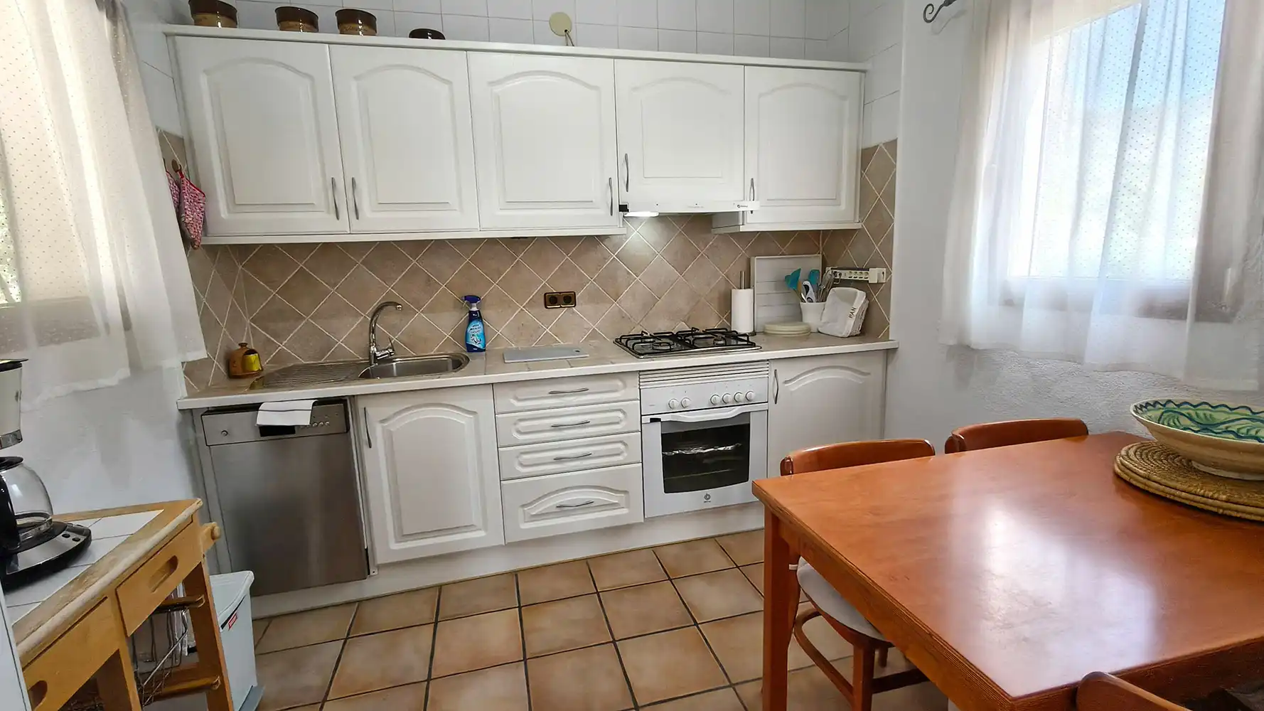 Cuina de Finca rústica en venda en Finestrat amb Aire condicionat, Calefacció i Jardí privat