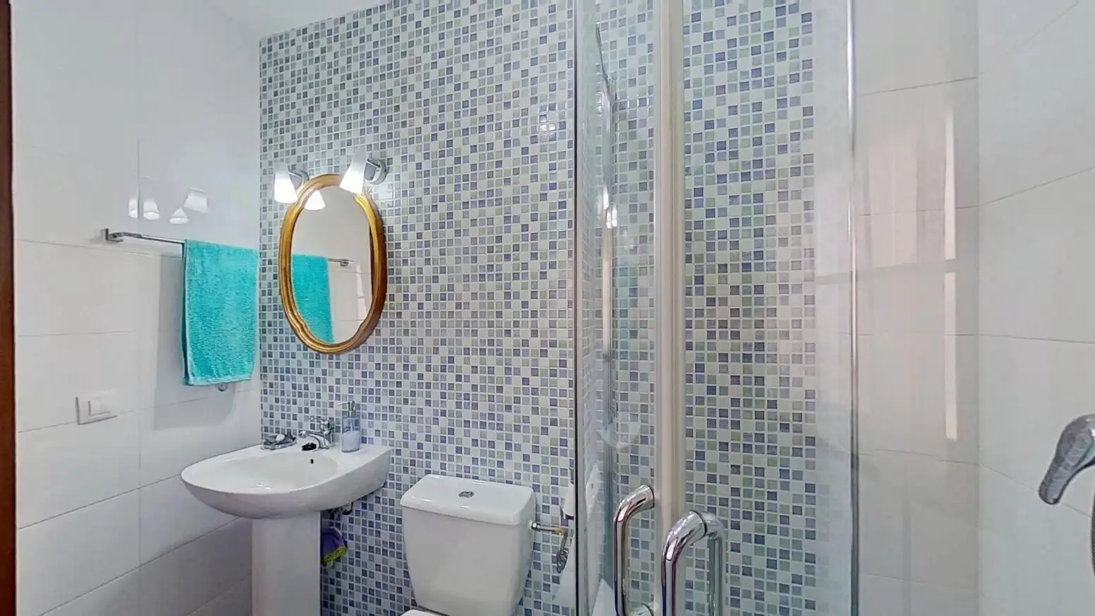 Bathroom of Detached homes for sale in Suances  with Heating, Parquet flooring and Terrace