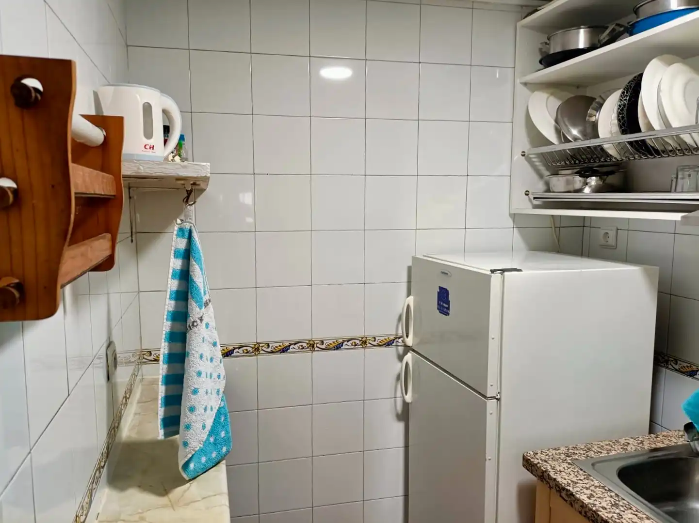Kitchen of Detached homes for rent in Granada  with Heating, Terrace and Furnished