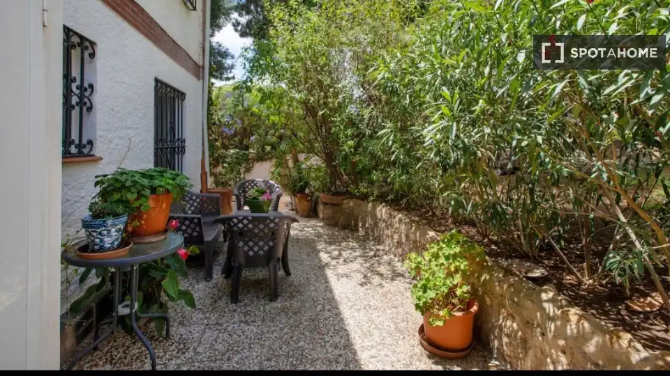 Terrassa de Apartament per a compartir en Torremolinos amb Aire condicionat, Terrassa i Moblat