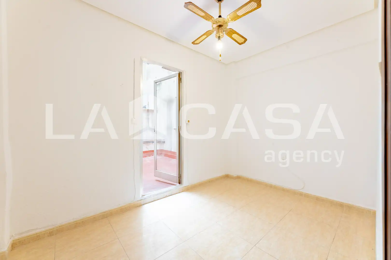 Piso en venta en Valencia con Aire acondicionado, Terraza y Balcón