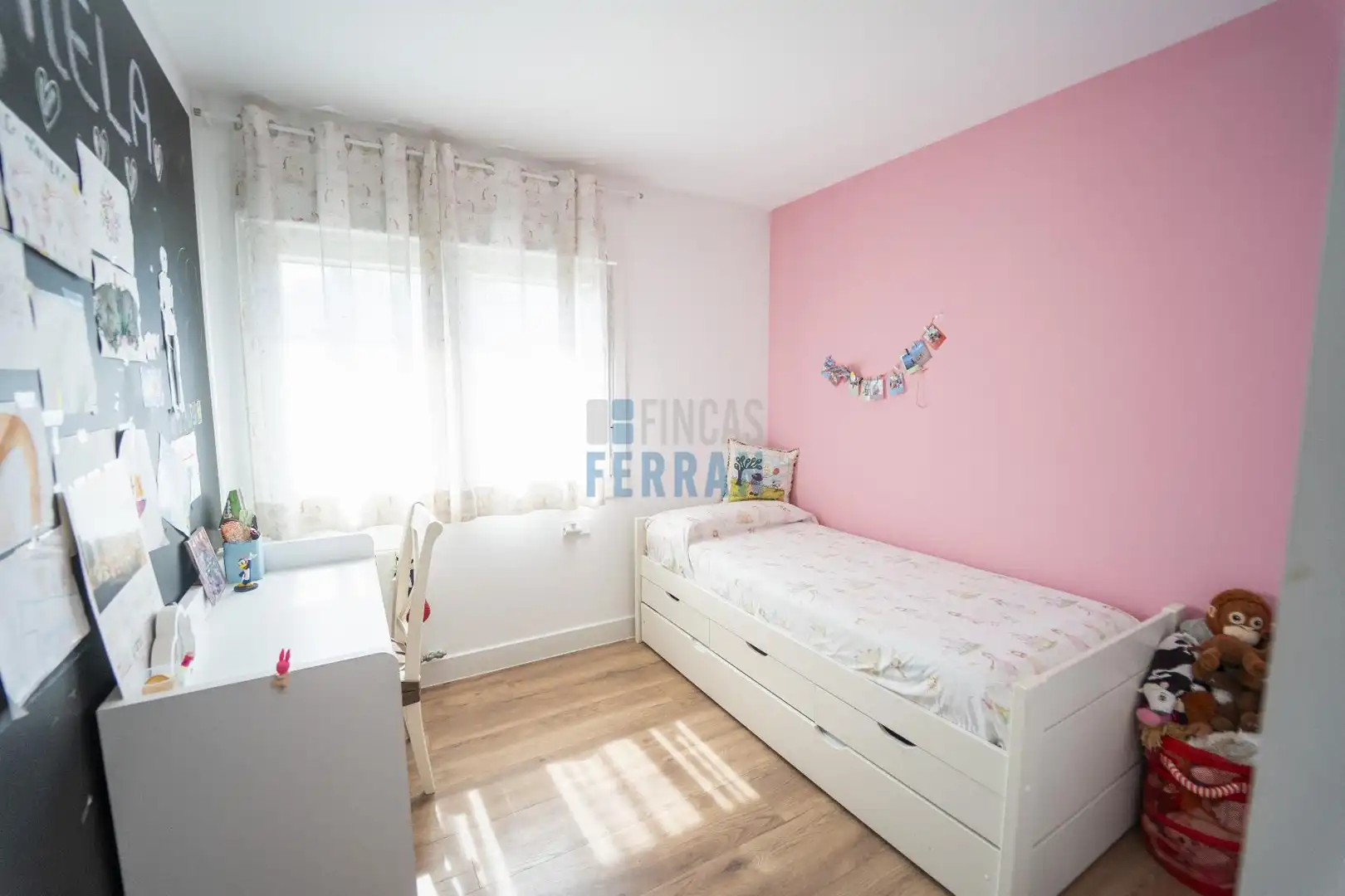 Habitación de Casa o chalet en venta en El Vendrell con Calefacción, Parquet y Terraza