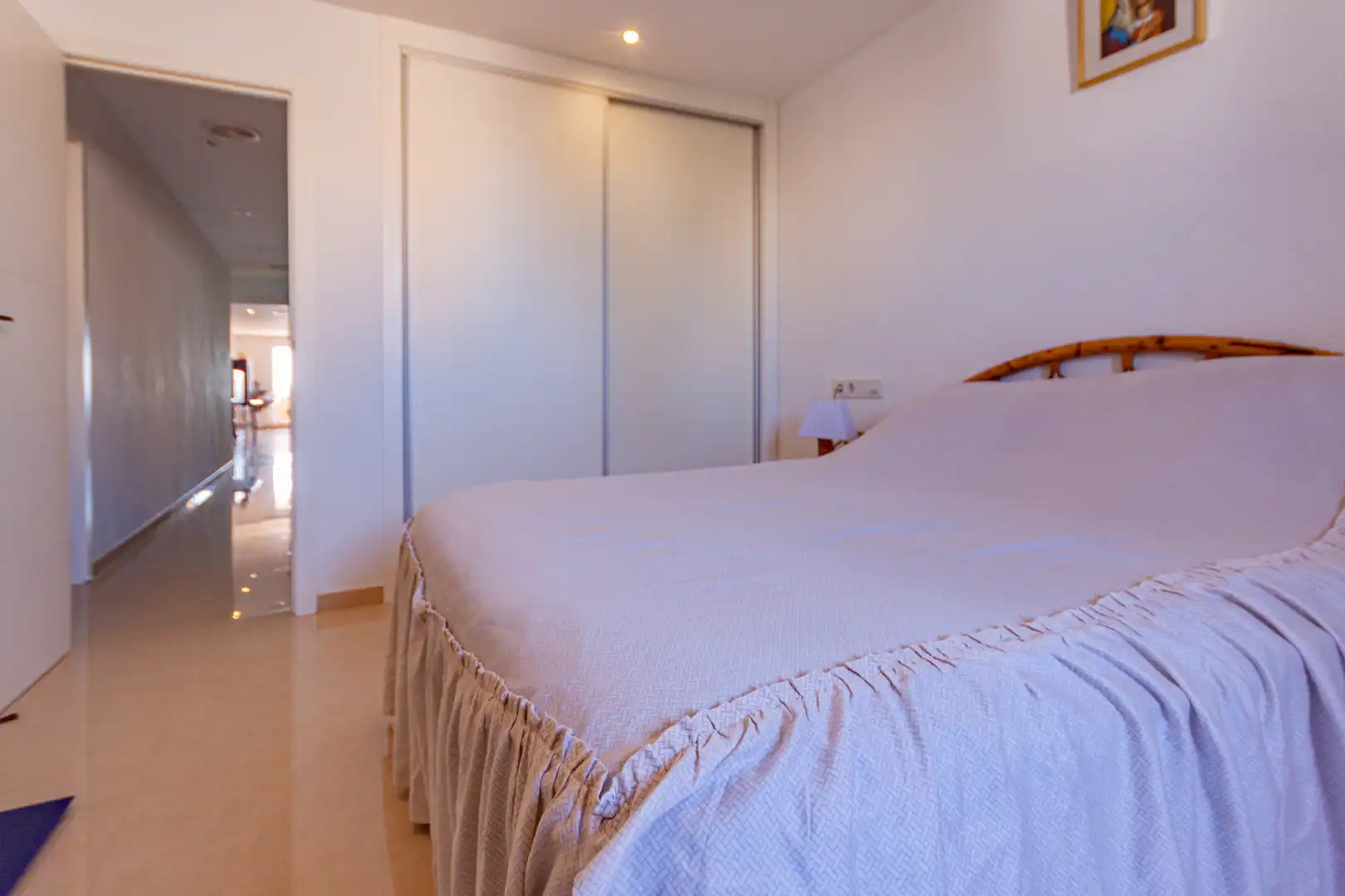 Schlafzimmer von Wohnungen zum Verkauf in La Manga del Mar Menor mit Klimaanlage, Heizung und Terrasse
