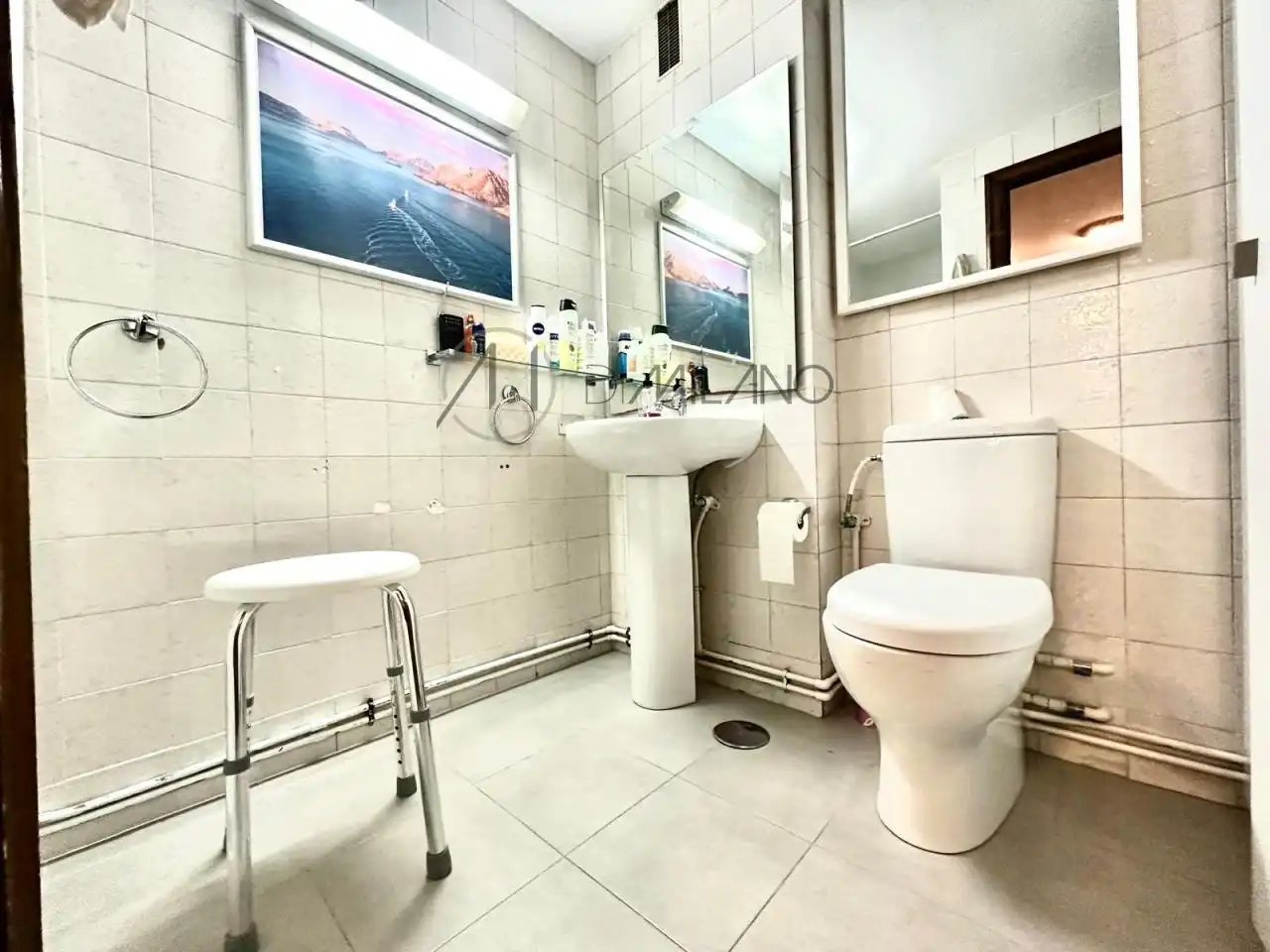 Baño de Piso en venta en Vigo  con Calefacción, Parquet y Trastero