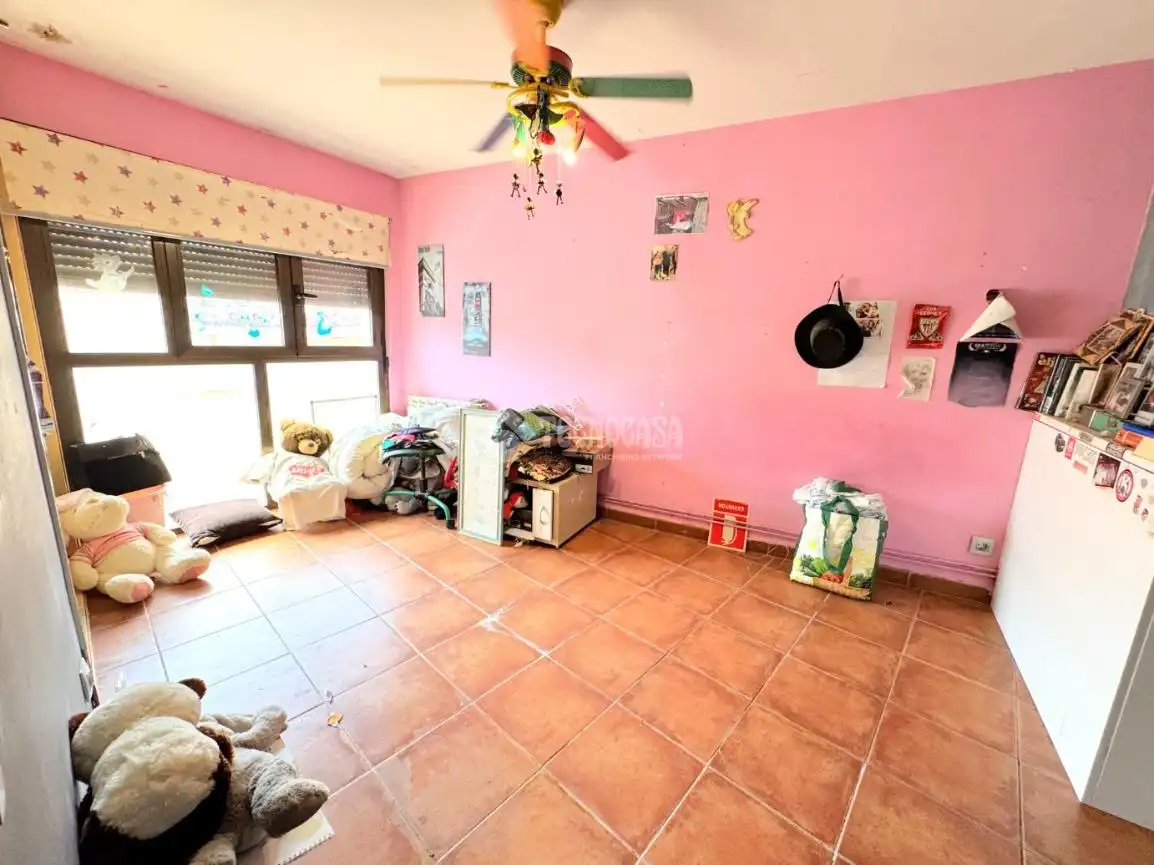 Casa adosada en venta en Torrelaguna