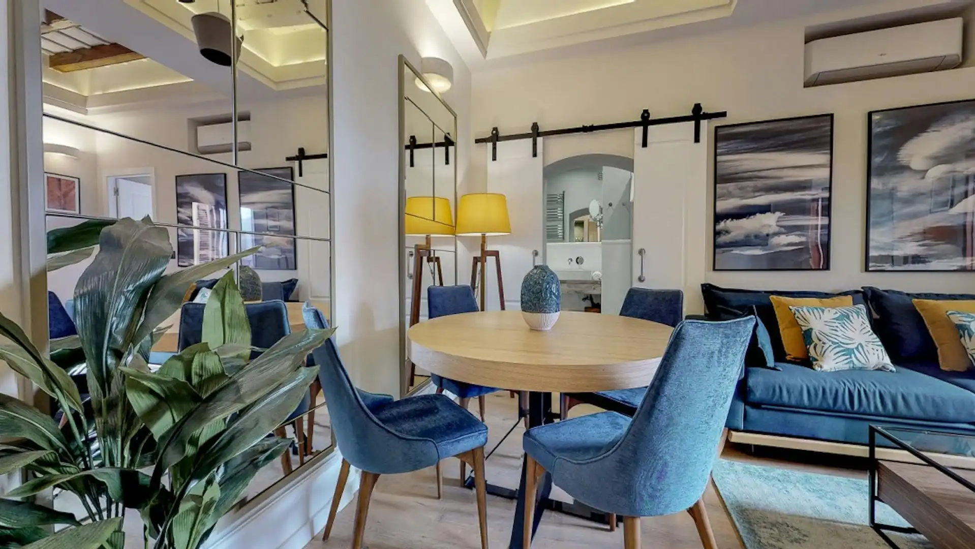 Comedor de Piso de alquiler en Sevilla con Aire acondicionado, Calefacción y Lavadora