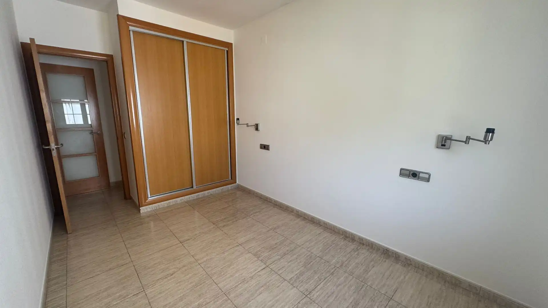 Dormitori de Pis en venda en Calafell amb Aire condicionat, Terrassa i Balcó