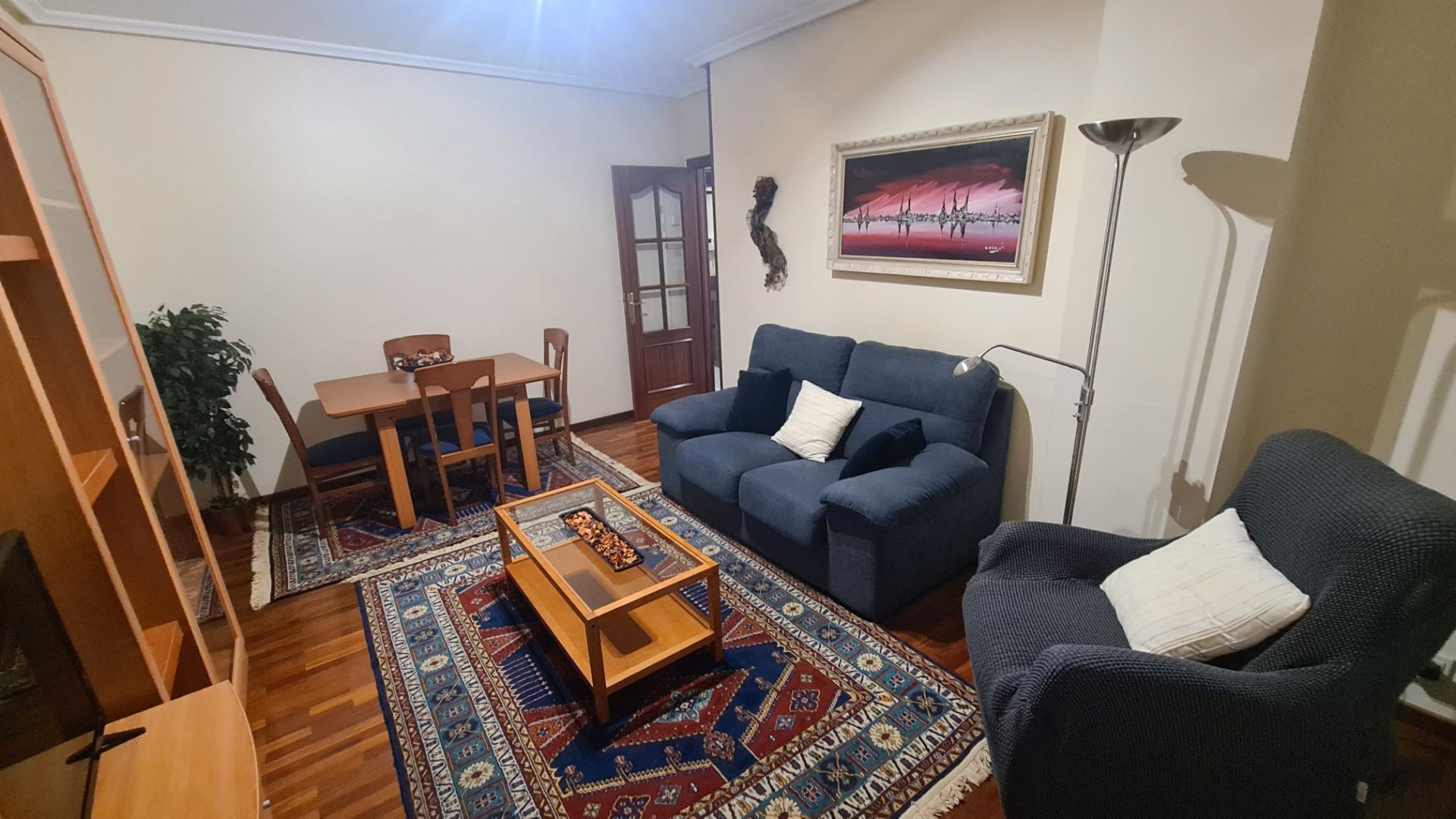 Living room of Apartment to rent in Ourense Capital   with Heating, Parquet flooring and Furnished