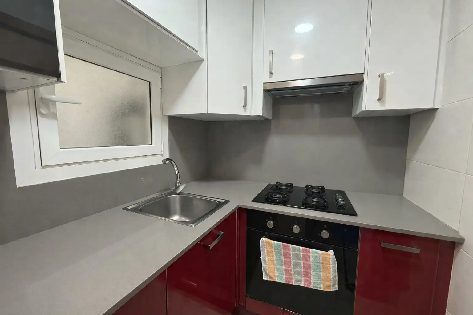Kitchen of Flat for sale in Cornellà de Llobregat  with Heating and Terrace