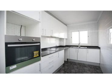 Appartamento con ascensore in vendita a Calle Àngel Guimerà