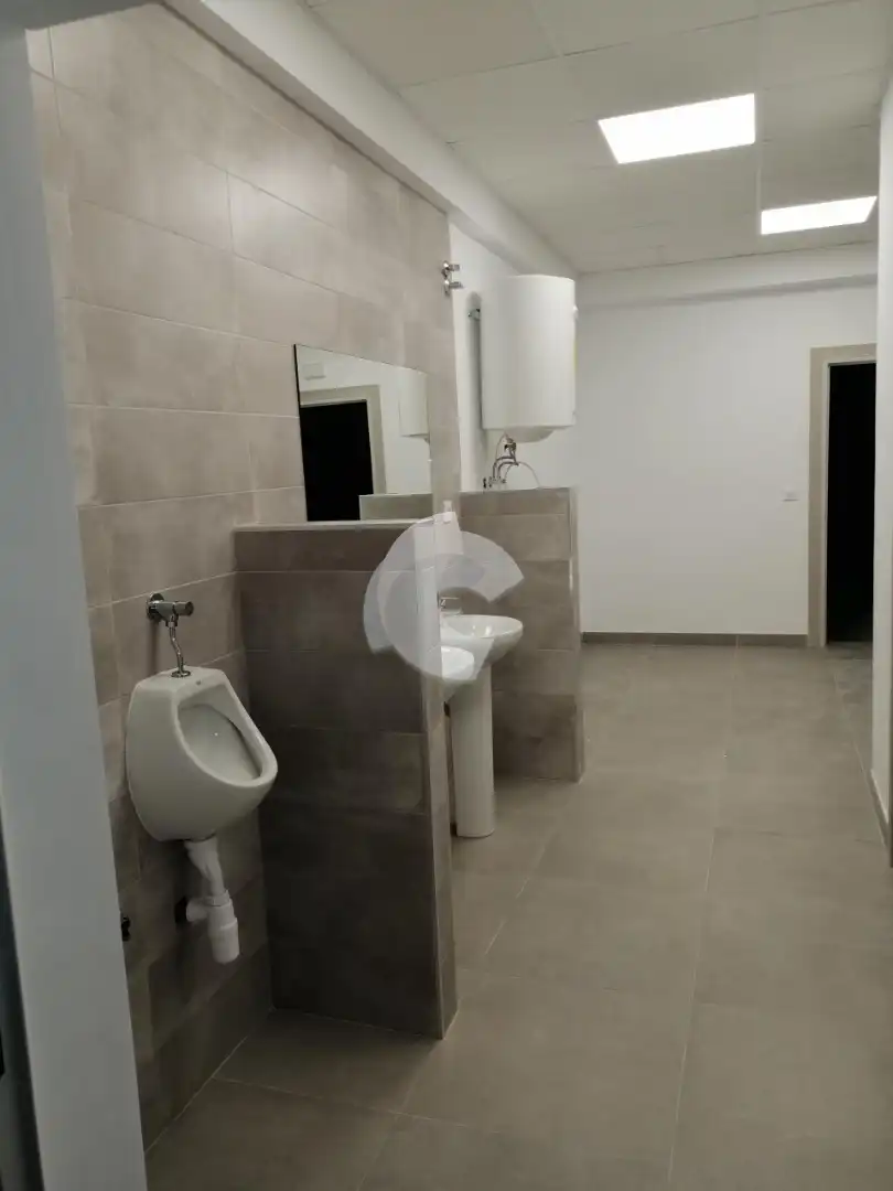 Baño de Nave industrial de alquiler en Vilamarín
