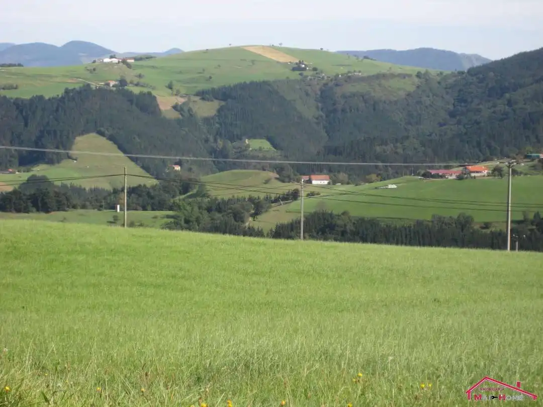 Terreno en venta en Aia
