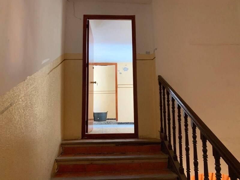 Single-family semi-detached for sale in Almagro  with Terrace, Storage room and Balcony