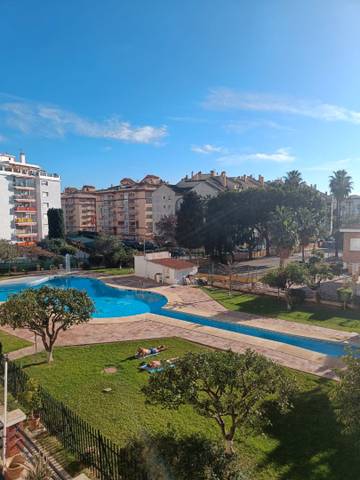 Apartamento en Alquiler en Los Boliches