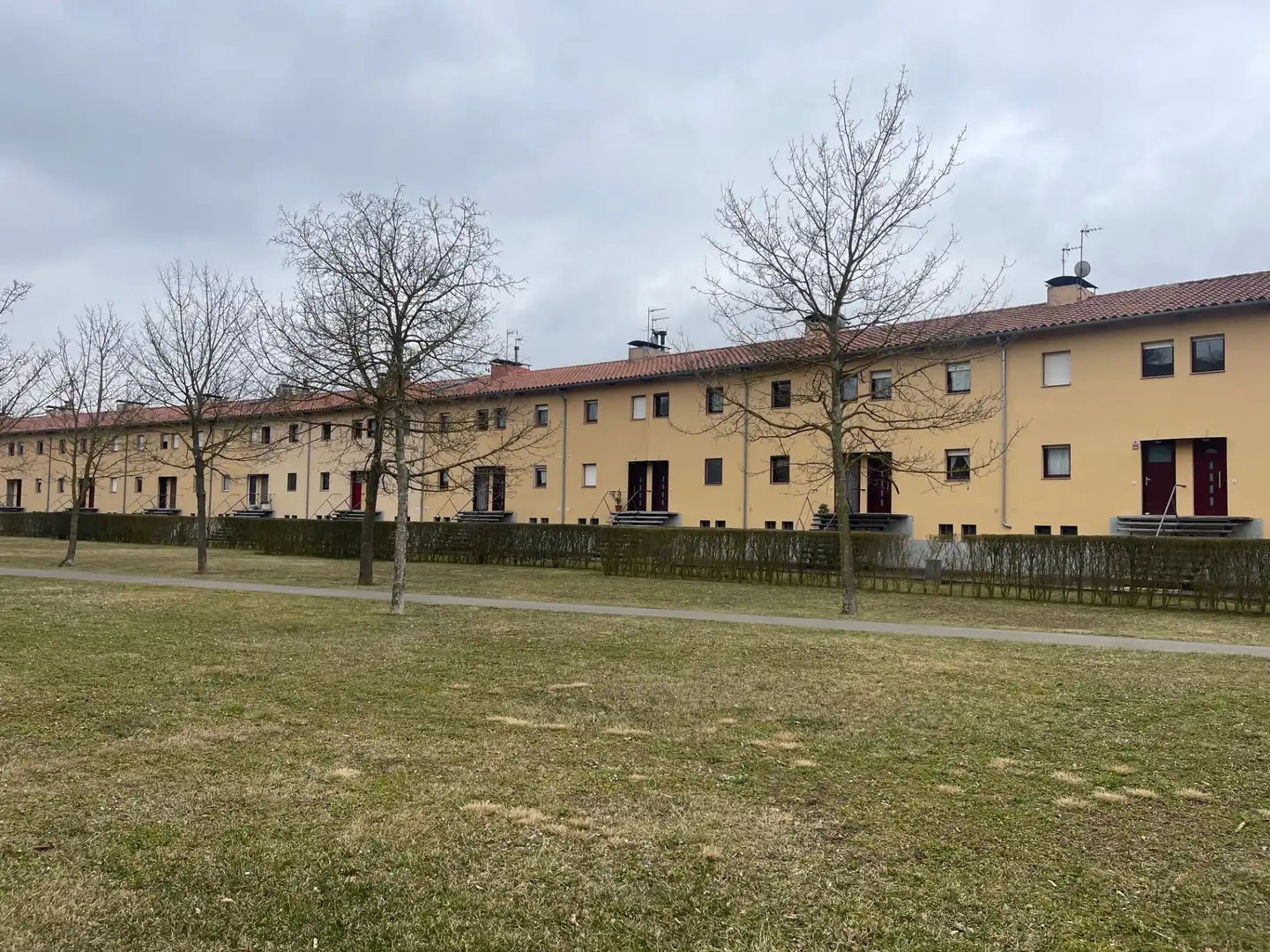 Vista exterior de Casa adosada en venta en Sant Joan de les Abadesses con Calefacción, Jardín privado y Trastero