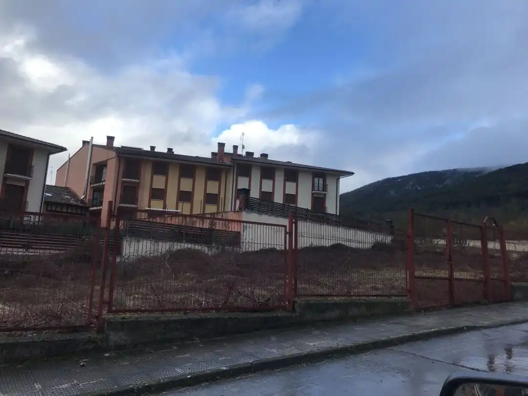 Geschaftsraum zum Verkauf in Valgañón