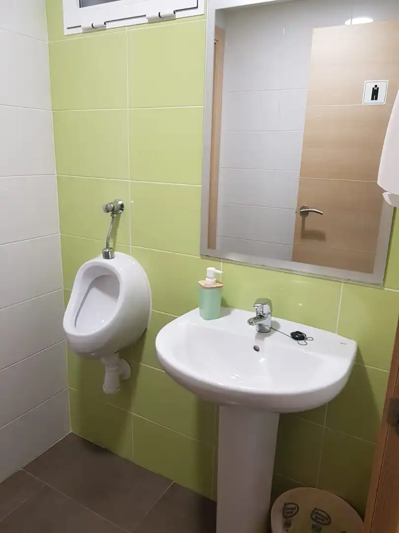 Bany de Local en venda en Polinyà de Xúquer amb Aire condicionat i Terrassa