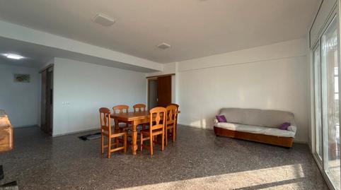 Foto 3 de Piso de alquiler en Bruguers, Barcelona