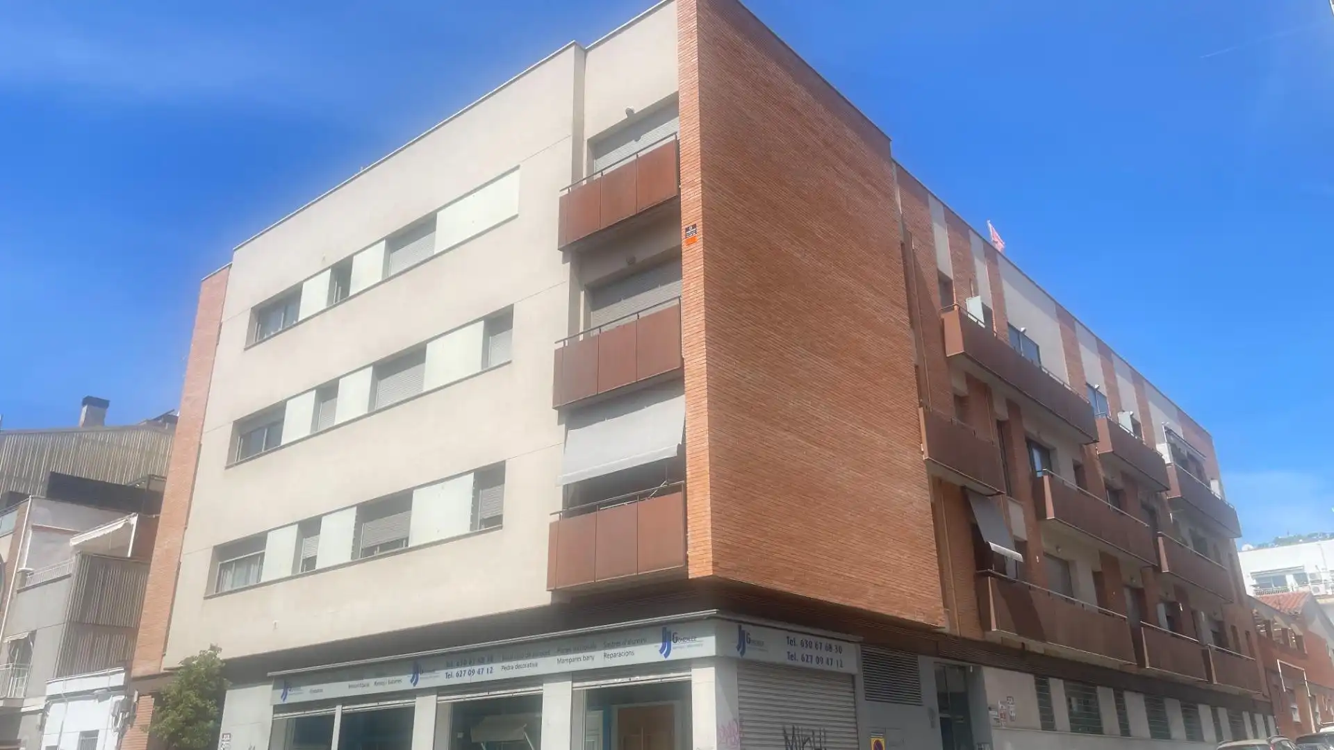 Piso con terraza en venta en Nord-est