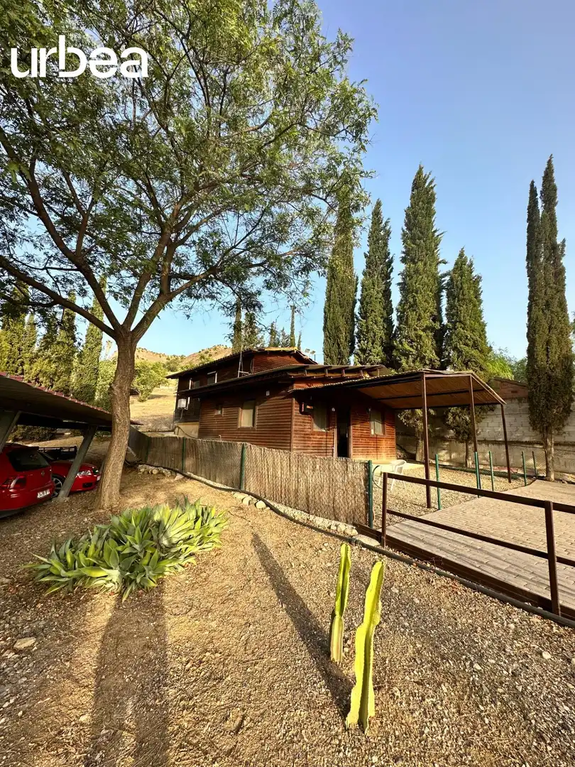 Vista exterior de Finca rústica en venda en Pizarra amb Aire condicionat, Calefacció i Jardí privat
