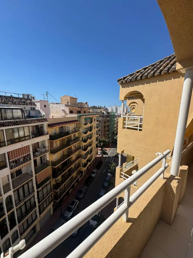 Vista exterior de Ático en venta en Calpe / Calp con Jardín privado, Terraza y Amueblado