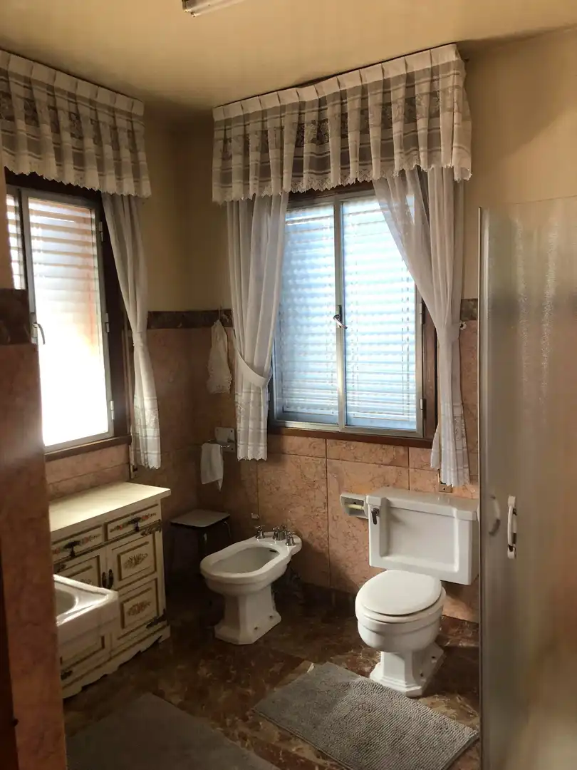 Bathroom of Houses for sale in Vigo   with Private garden, Terrace and Storage room