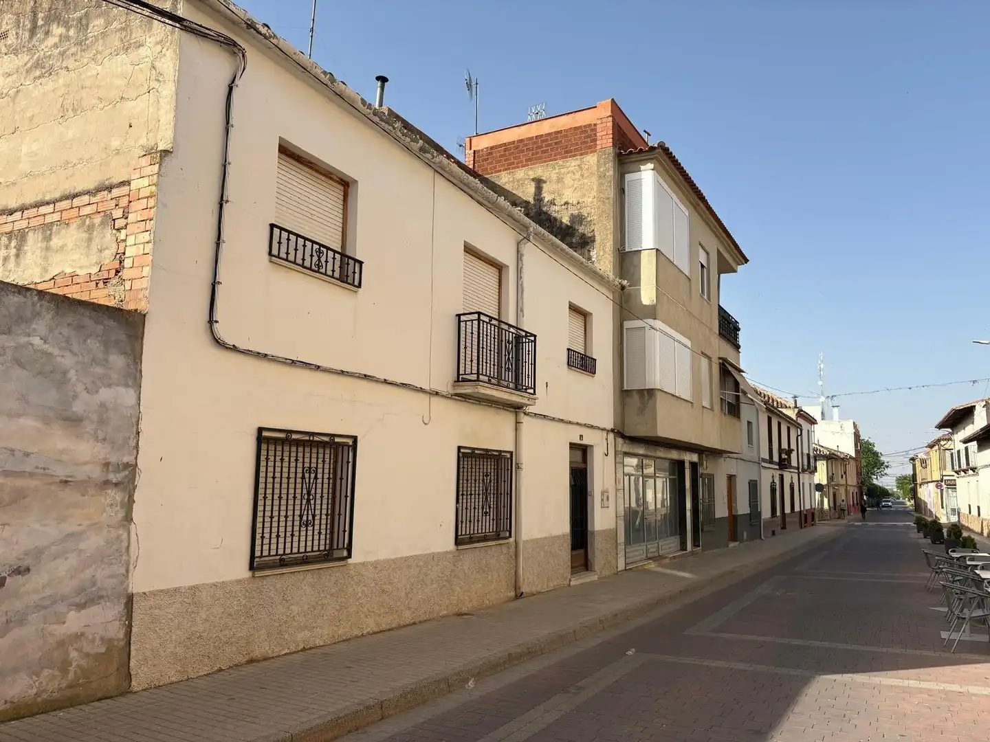 Exterior view of Houses for sale in Alpera