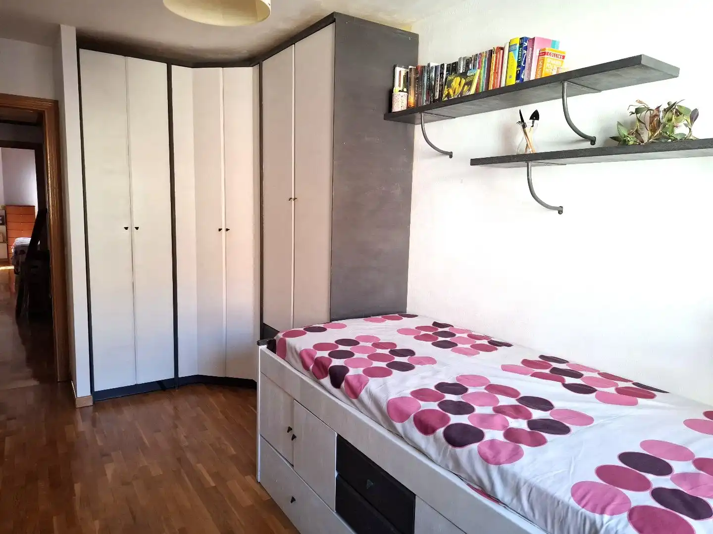 Flat for sale in Ansoáin / Antsoain, Navarra