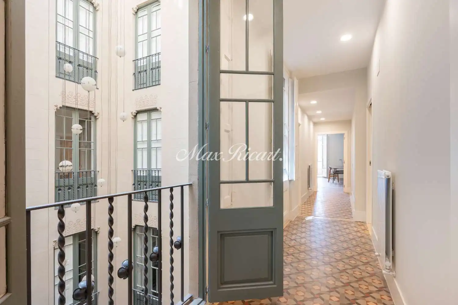 Flat for rent in Barcelona  with Air Conditioner, Heating and Storage room