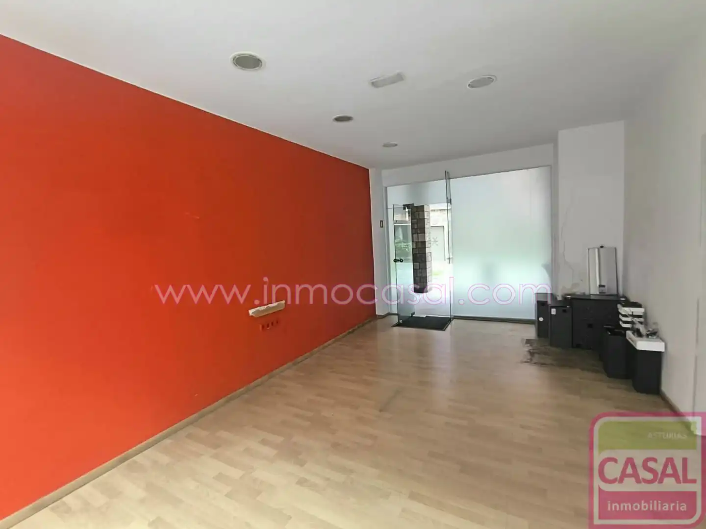 Local comercial en venta en Sama, imagen 4