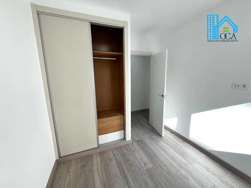 Bedroom of Flat for sale in Madrid  with Air Conditioner