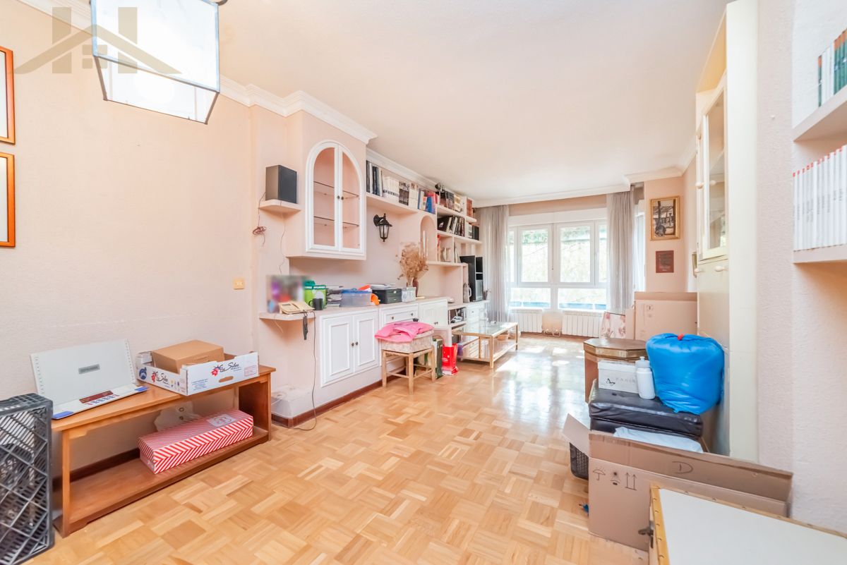 Living room of Flat for sale in Rivas-Vaciamadrid  with Heating and Storage room