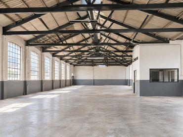 Nave industrial en alquiler en Carrer de Faraday