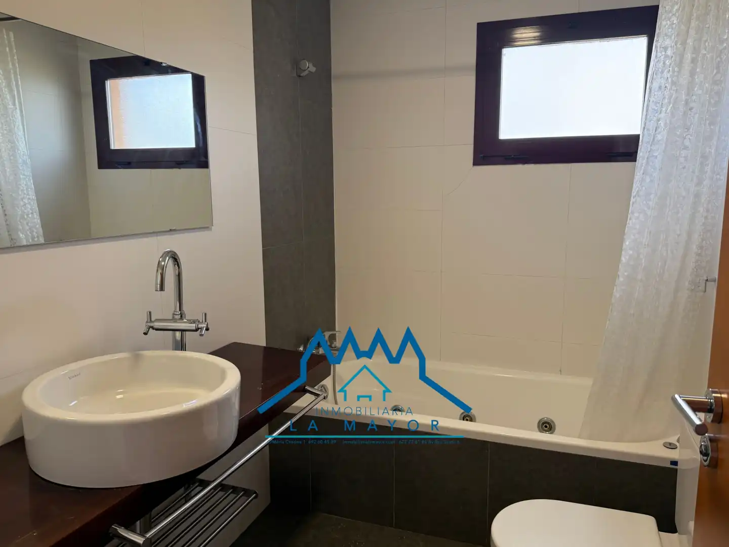 Bathroom of Duplexes for sale in Ciudad Real  with Air Conditioner, Heating and Private garden