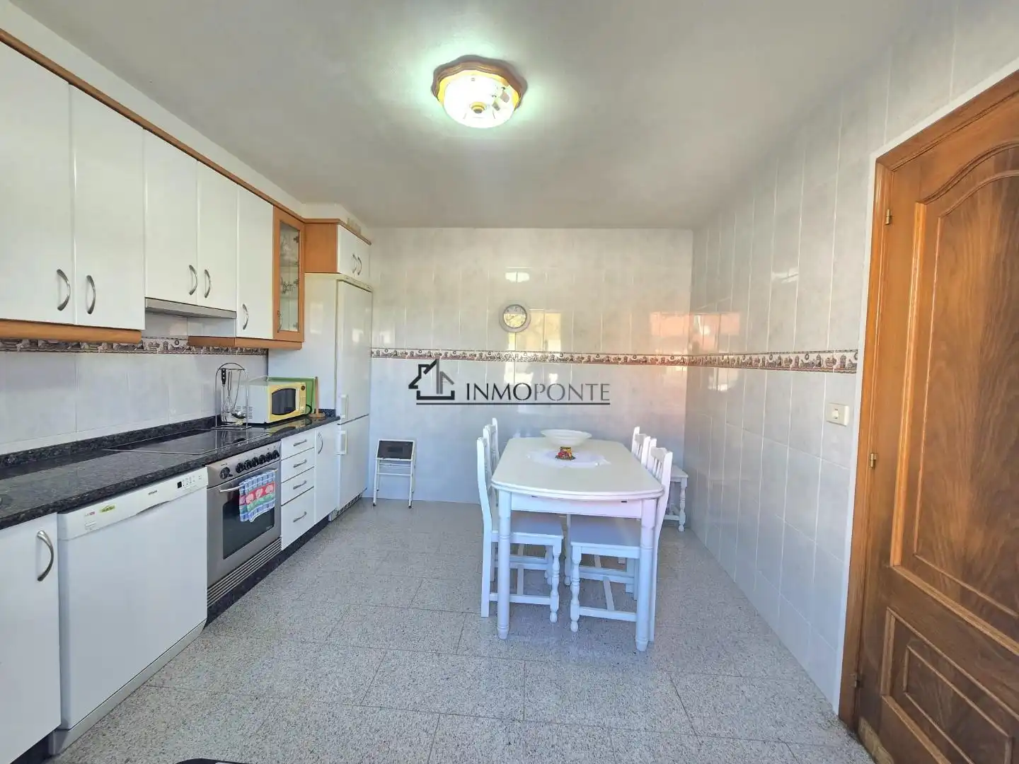 Cuina de Casa o xalet en venda en Cerdedo amb Jardí privat